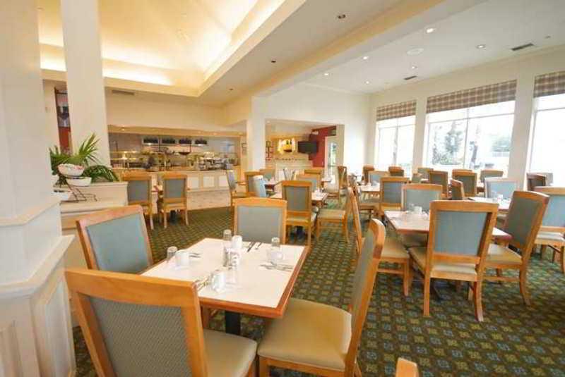Hilton Garden Inn Roseville Restaurante foto
